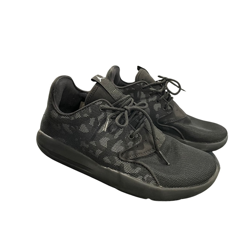Air Jordan eclipse BG, Youth size 4 Box included black gray Athletic sneakers